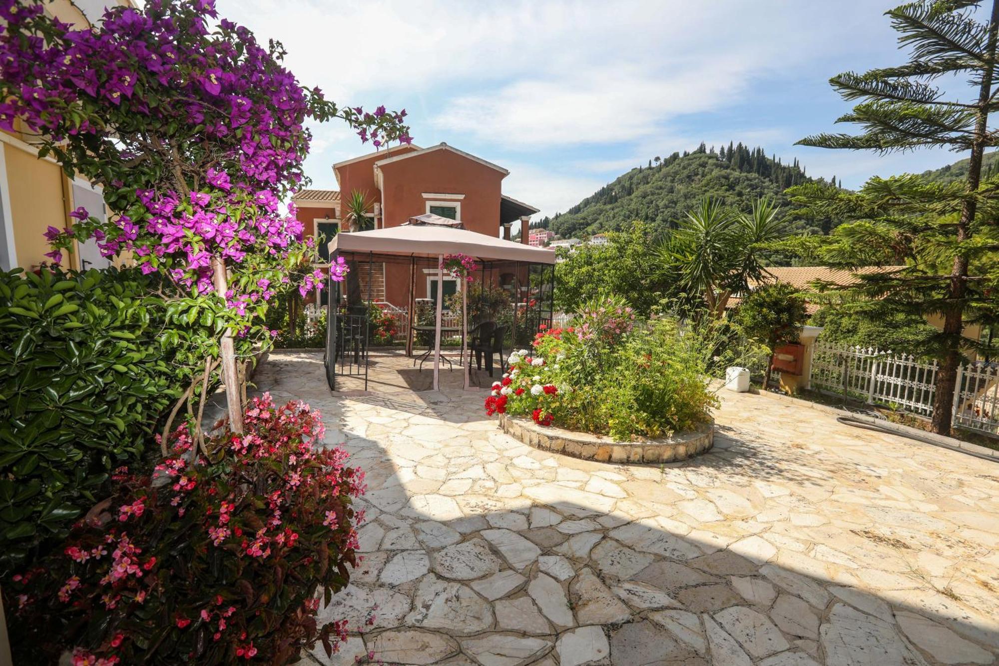 Marina Apartments, Agios Gordios  Extérieur photo