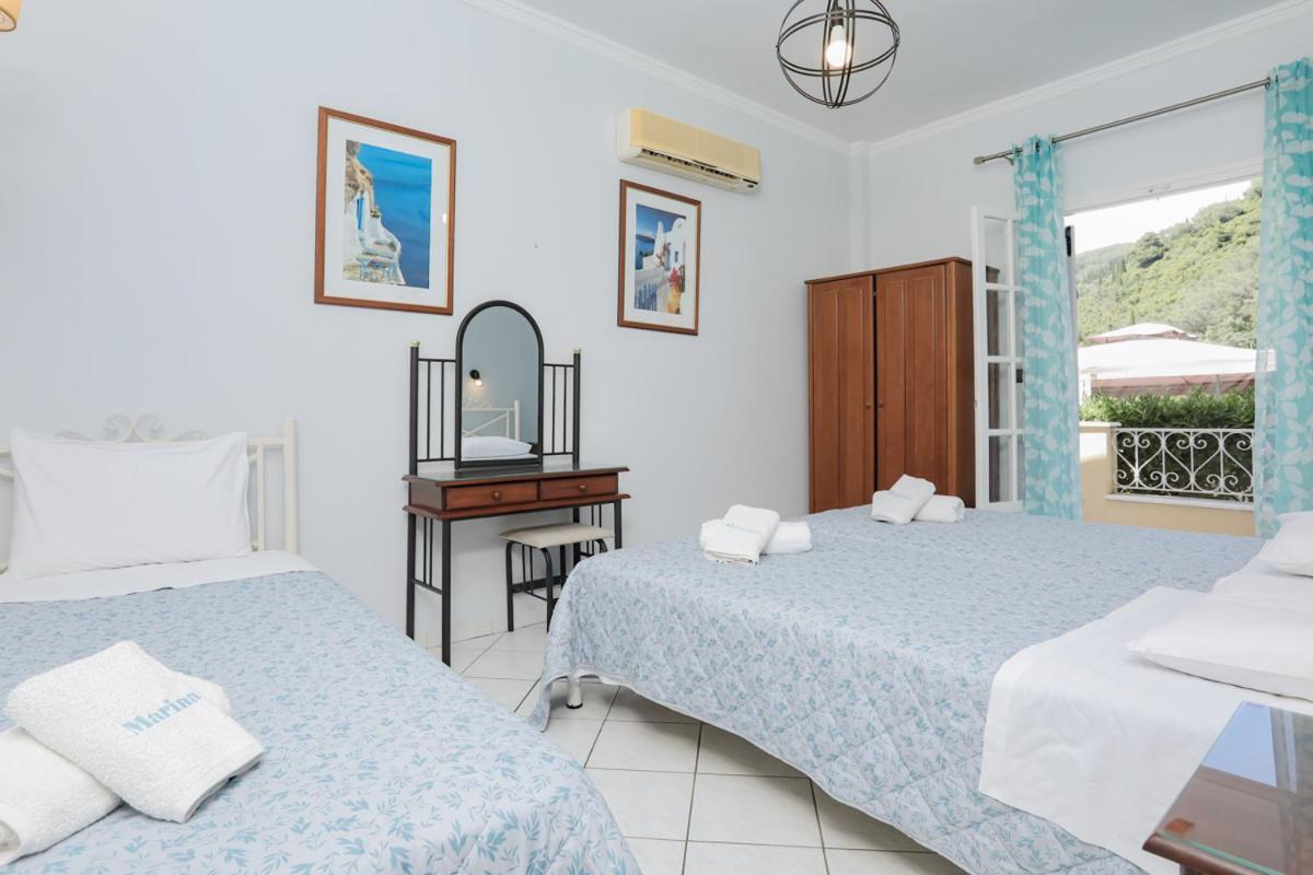 Marina Apartments, Agios Gordios  Extérieur photo