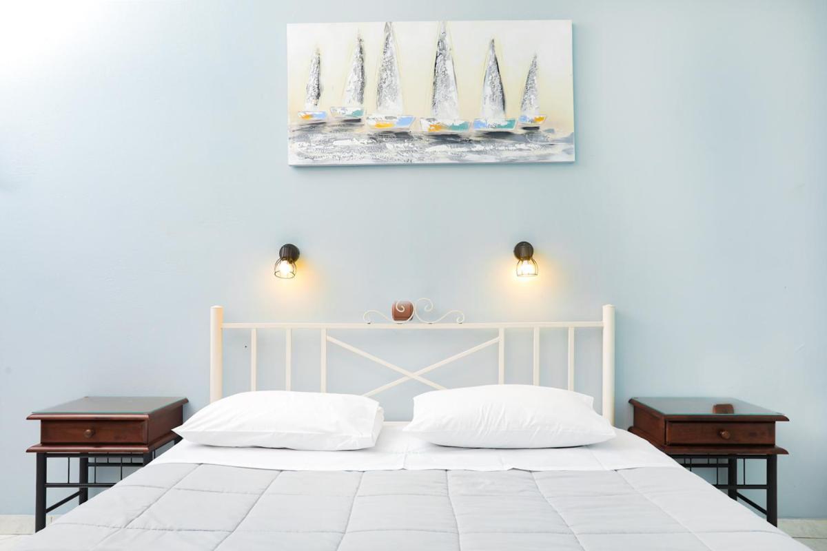 Marina Apartments, Agios Gordios  Extérieur photo