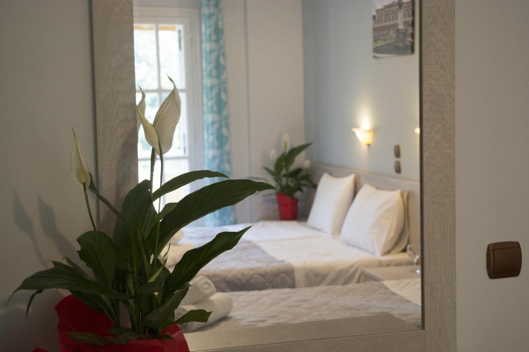 Marina Apartments, Agios Gordios  Extérieur photo