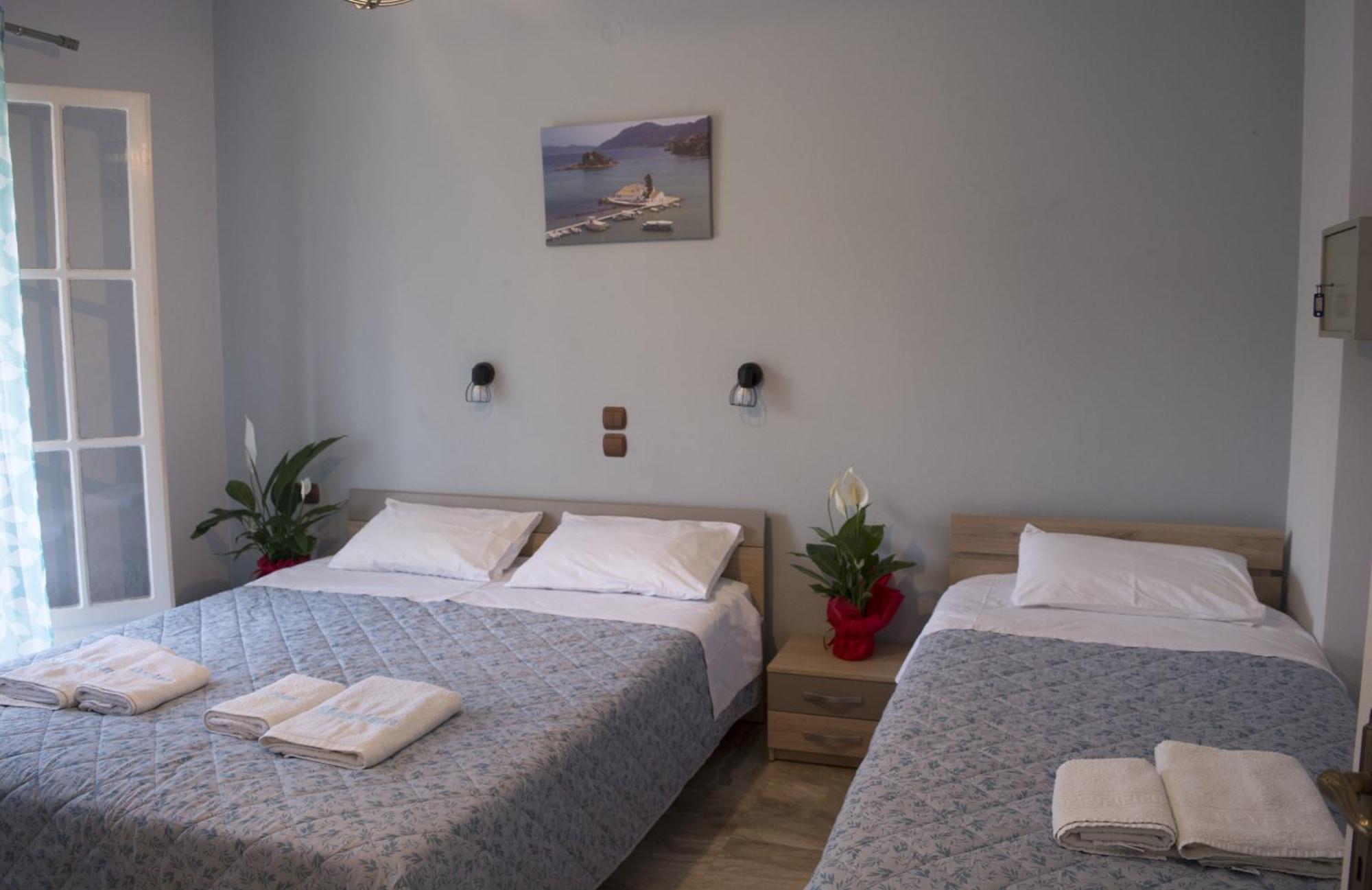 Marina Apartments, Agios Gordios  Extérieur photo