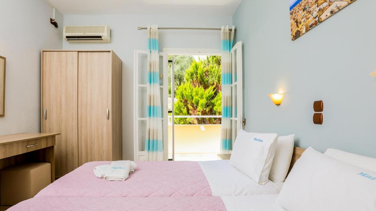 Marina Apartments, Agios Gordios  Extérieur photo