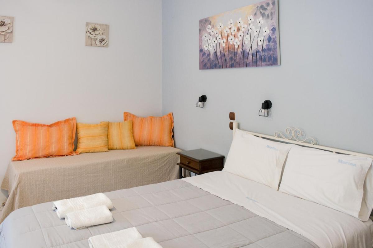 Marina Apartments, Agios Gordios  Extérieur photo