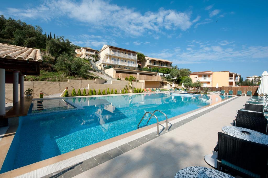 Marina Apartments, Agios Gordios  Extérieur photo